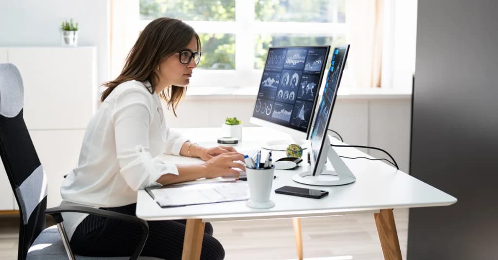 AI Voice Agent KPIs: 12 Metrics That Matter in 2026